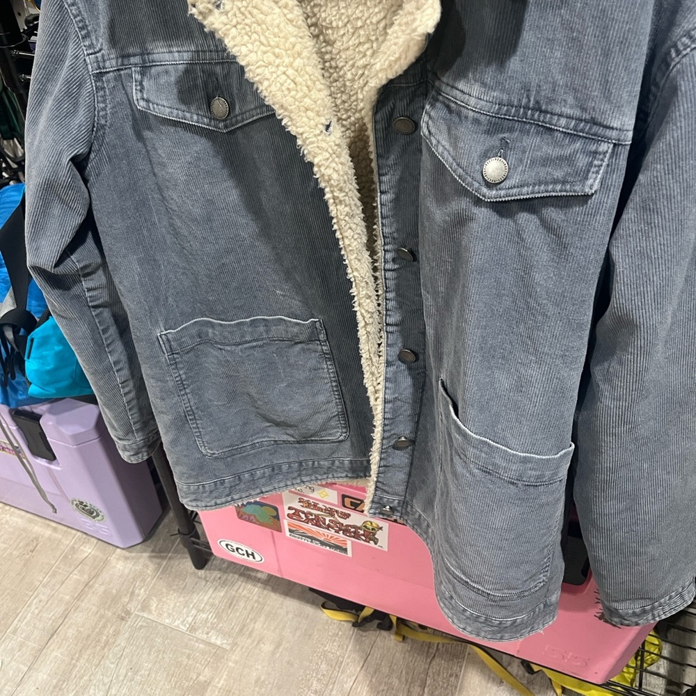 Corduroy Sherpa Lined Jacket - Picture 6 of 6